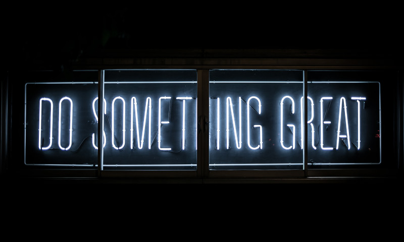 BRANDING & GRAPHIC DESIGN