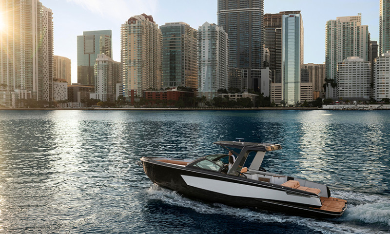 MarineMax