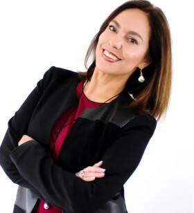 Adriana De La Torre