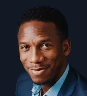 Damien Bradshaw