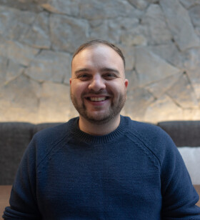 teams English language expert