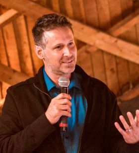 therapist specializing in individual