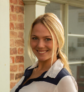 Anna-Carina Schmidt