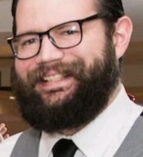 everyone's favorite theatre kid