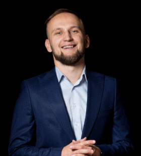 ALEX BENEDYCHUK